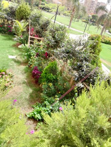 شقة للايجار المفروش (فرش فندقي) مساحه107+55جاردن B6 فيوجاردن